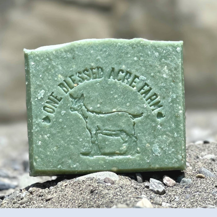Humboldt Redwoods Goat Milk Bar Soap: 4.5 ounce soap bar